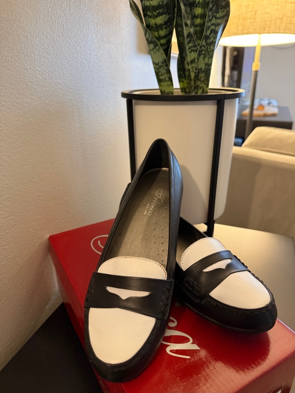 Classic Trivica Two-Tone Women’s Loafers - Black & White Size 7